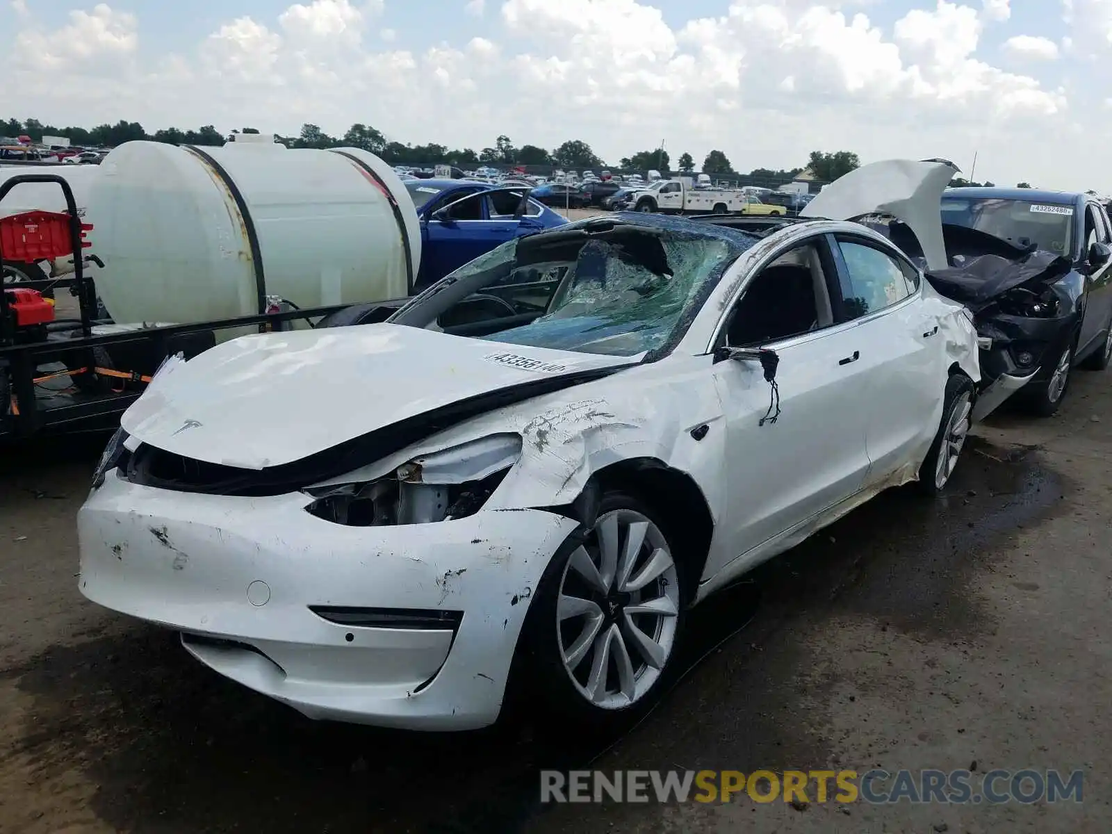 2 Photograph of a damaged car 5YJ3E1EB8LF621040 TESLA MODEL 3 2020