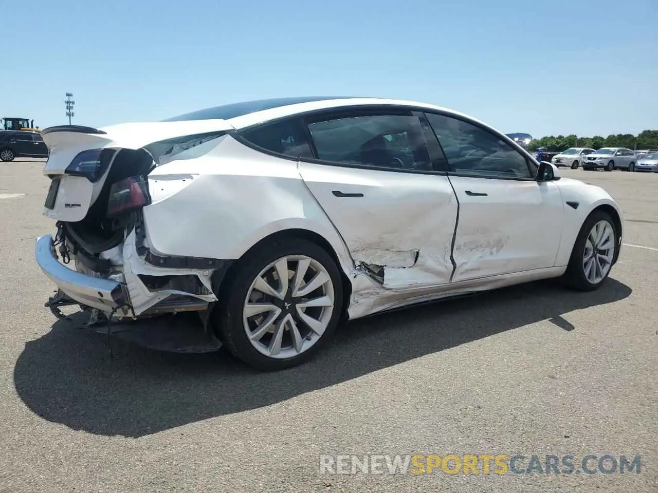 3 Photograph of a damaged car 5YJ3E1EB8LF628389 TESLA MODEL 3 2020