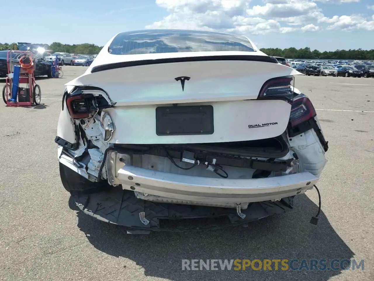 6 Photograph of a damaged car 5YJ3E1EB8LF628389 TESLA MODEL 3 2020
