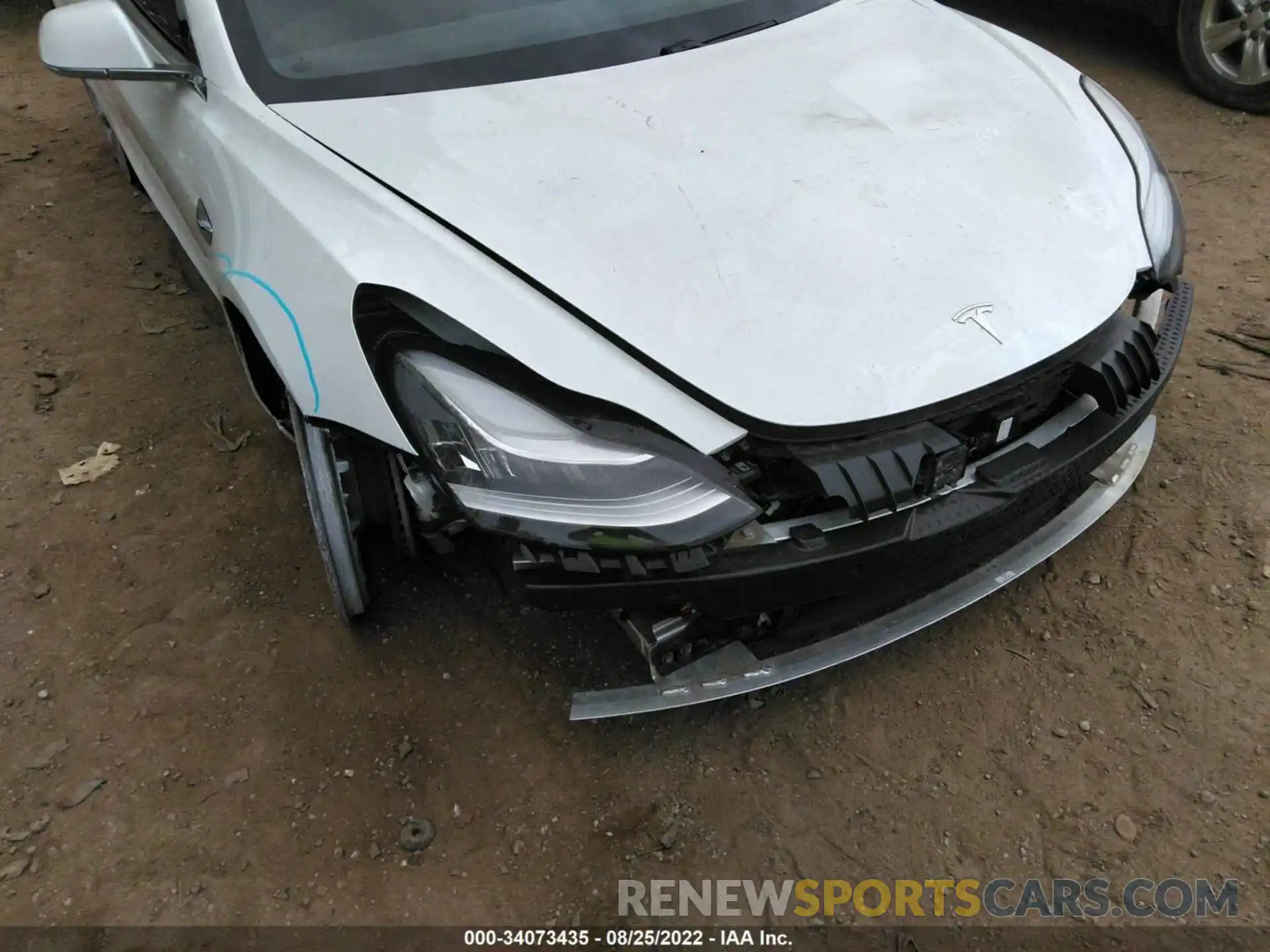 6 Photograph of a damaged car 5YJ3E1EB8LF638579 TESLA MODEL 3 2020