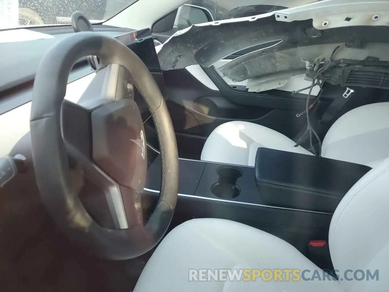 7 Photograph of a damaged car 5YJ3E1EB8LF640168 TESLA MODEL 3 2020