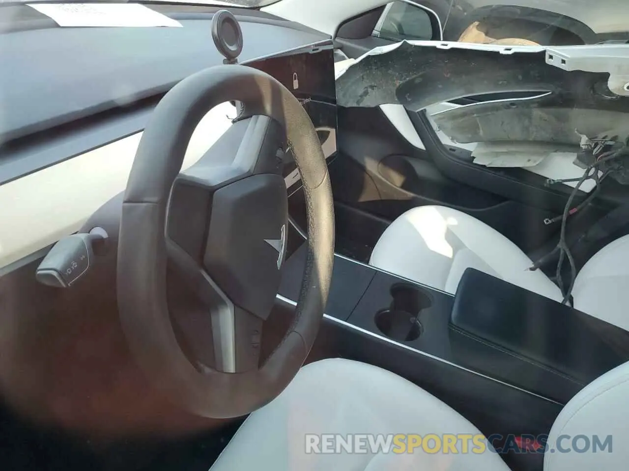 8 Photograph of a damaged car 5YJ3E1EB8LF640168 TESLA MODEL 3 2020