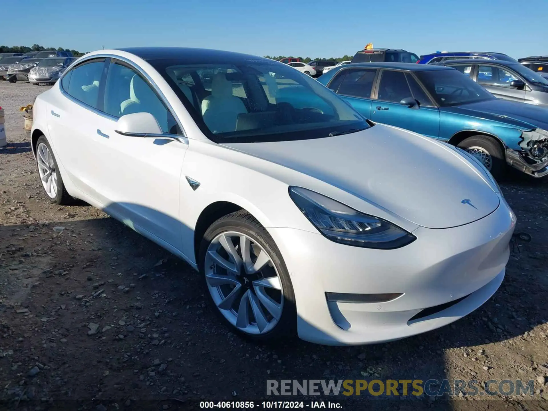 1 Photograph of a damaged car 5YJ3E1EB8LF640607 TESLA MODEL 3 2020
