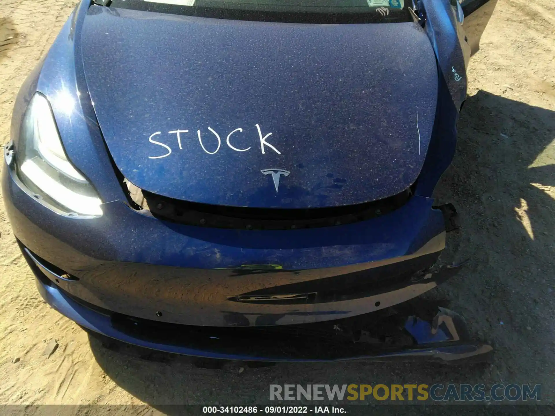 10 Photograph of a damaged car 5YJ3E1EB8LF667094 TESLA MODEL 3 2020