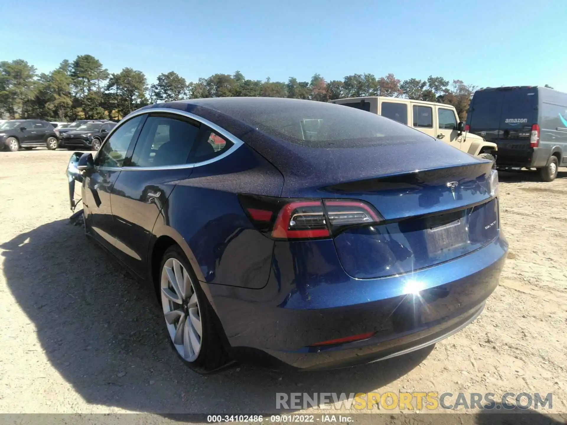 3 Photograph of a damaged car 5YJ3E1EB8LF667094 TESLA MODEL 3 2020