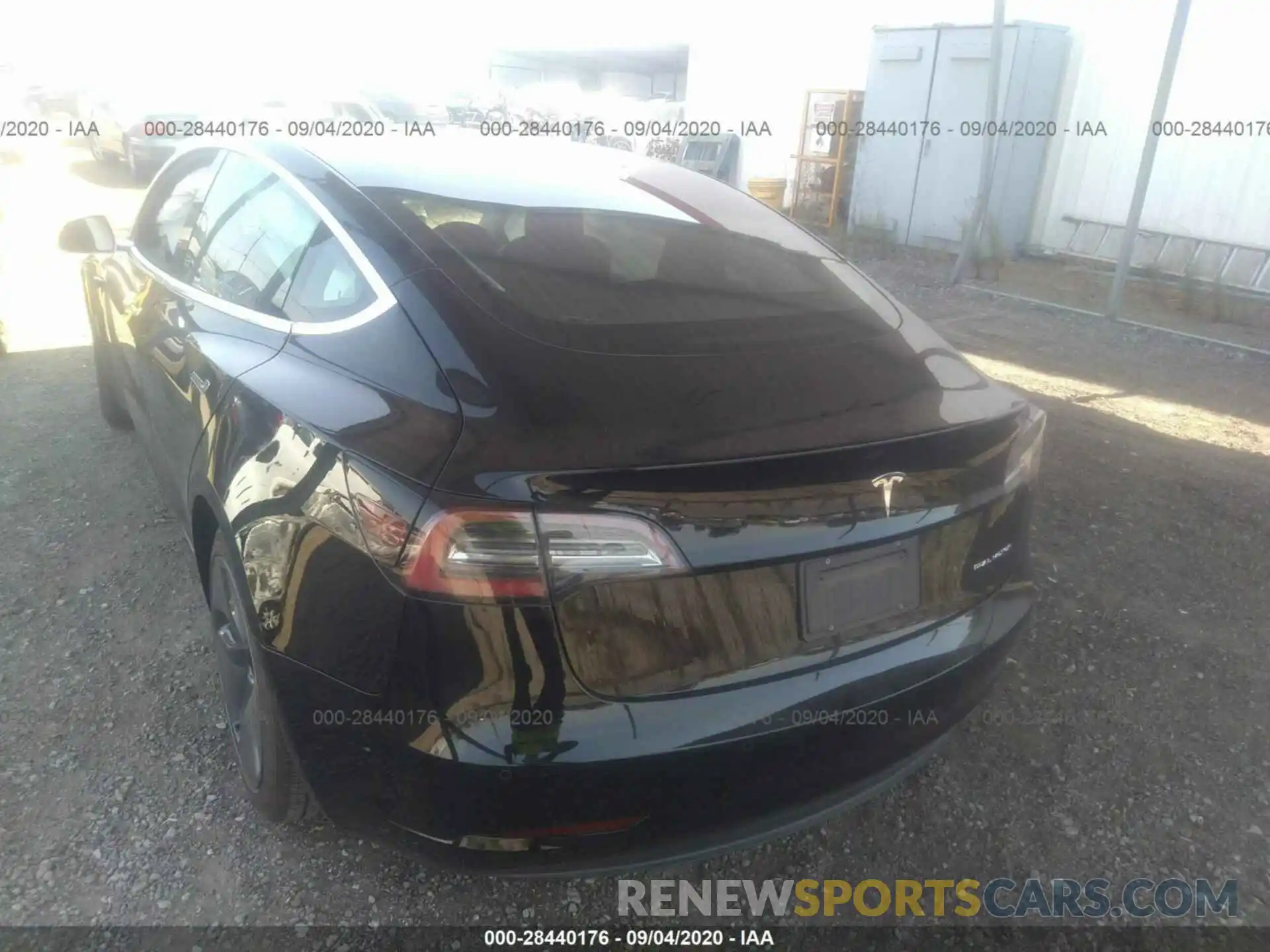 3 Photograph of a damaged car 5YJ3E1EB8LF710557 TESLA MODEL 3 2020