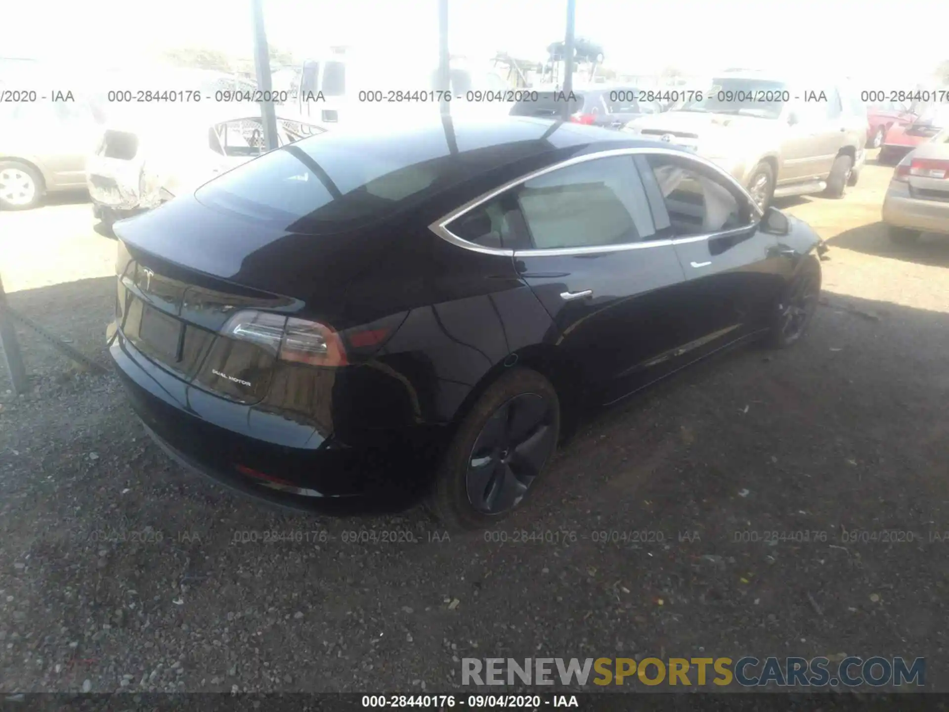 4 Photograph of a damaged car 5YJ3E1EB8LF710557 TESLA MODEL 3 2020