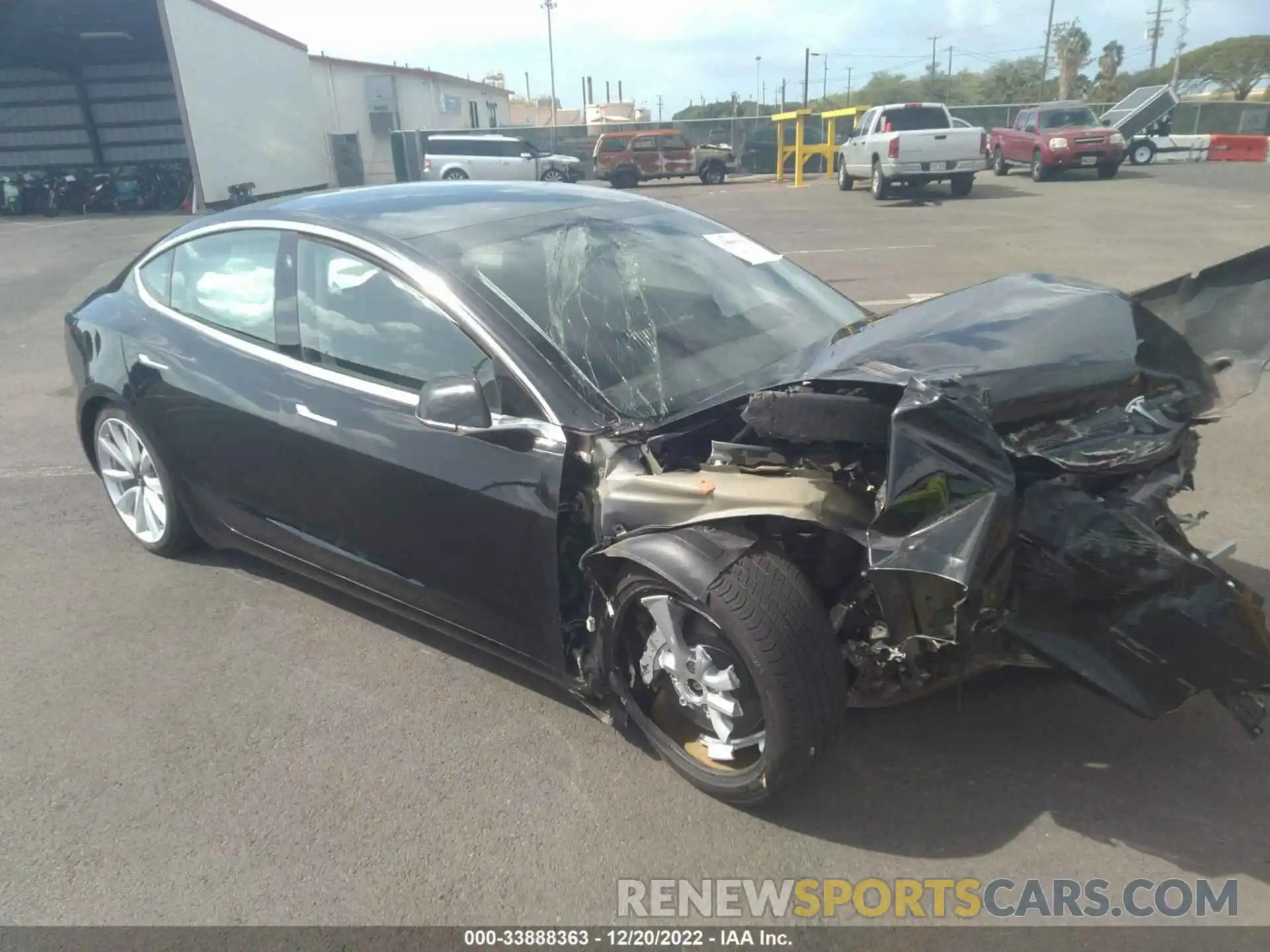 1 Photograph of a damaged car 5YJ3E1EB8LF769611 TESLA MODEL 3 2020