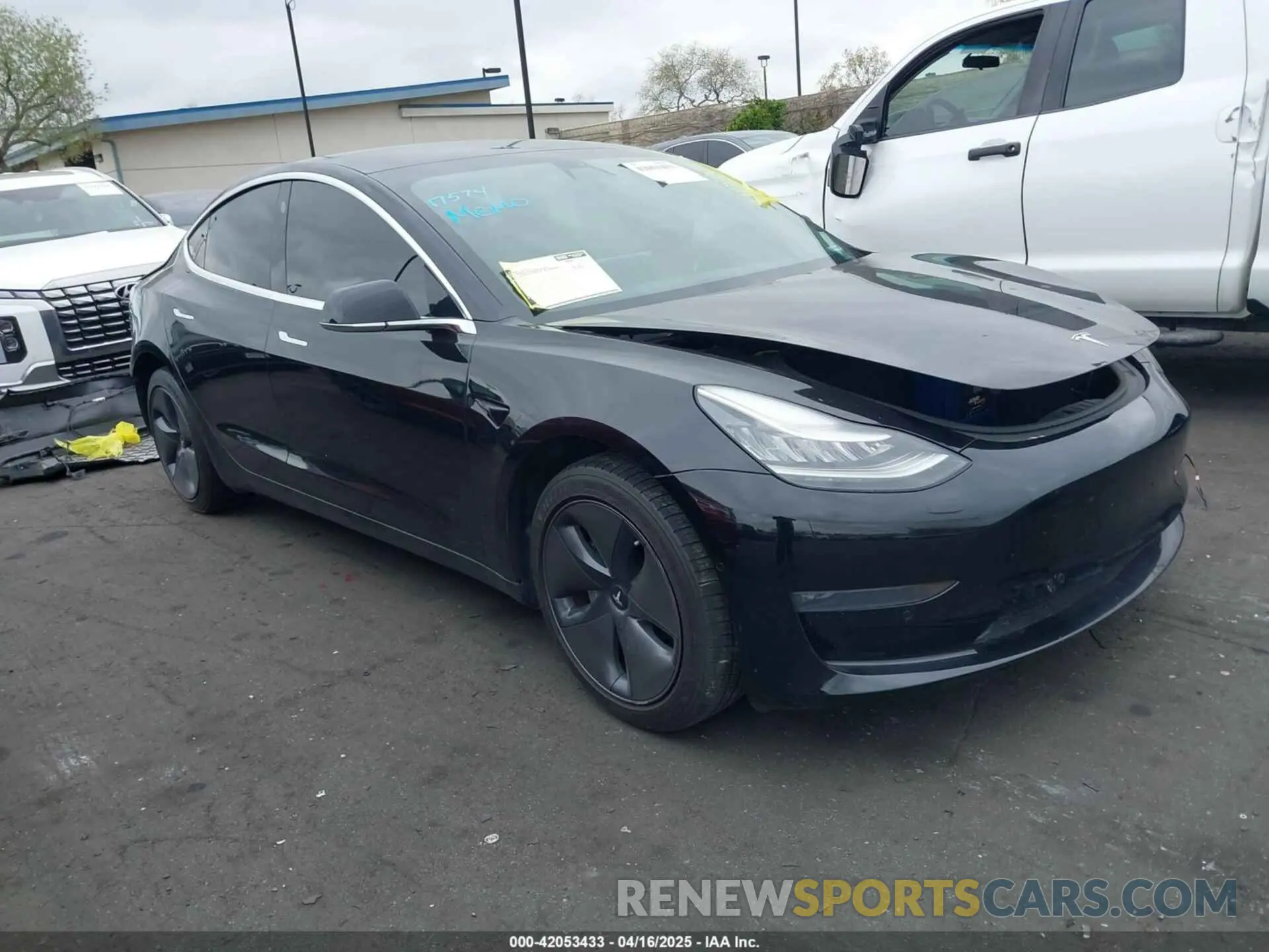 1 Photograph of a damaged car 5YJ3E1EB8LF790197 TESLA MODEL 3 2020