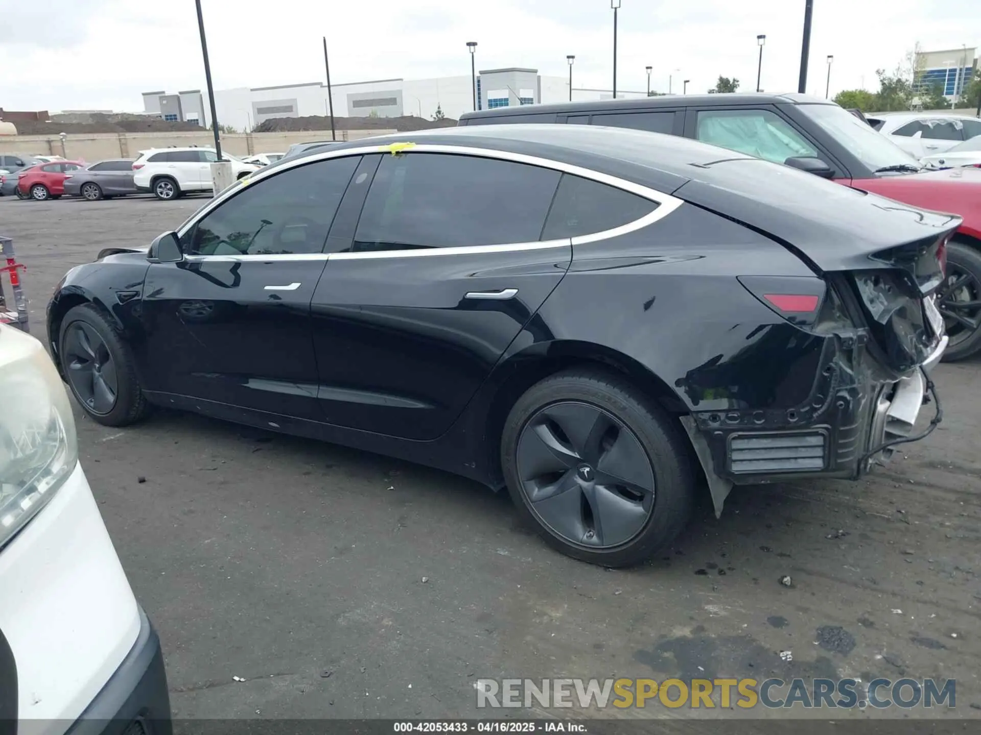 15 Photograph of a damaged car 5YJ3E1EB8LF790197 TESLA MODEL 3 2020