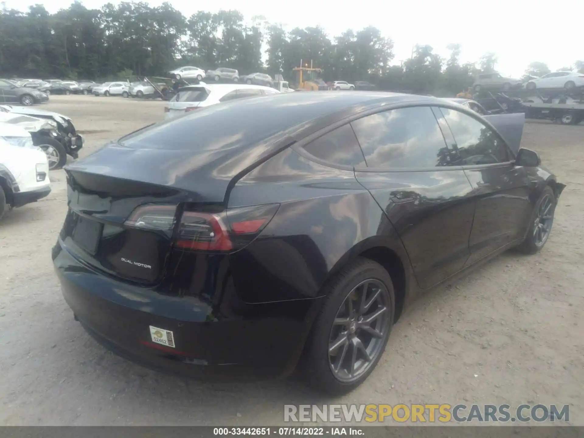 4 Photograph of a damaged car 5YJ3E1EB8LF790233 TESLA MODEL 3 2020