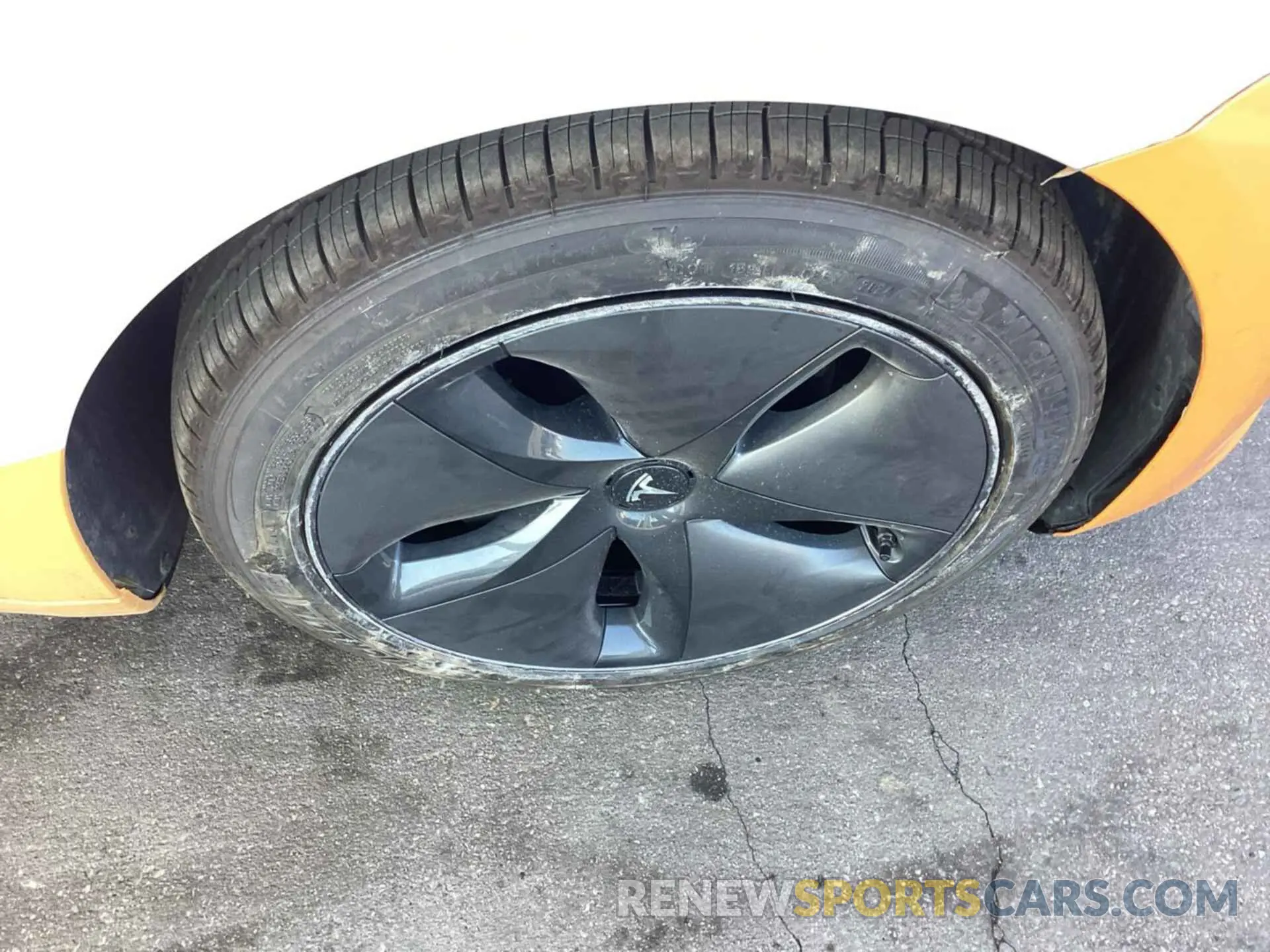 13 Photograph of a damaged car 5YJ3E1EB8LF795044 TESLA MODEL 3 2020