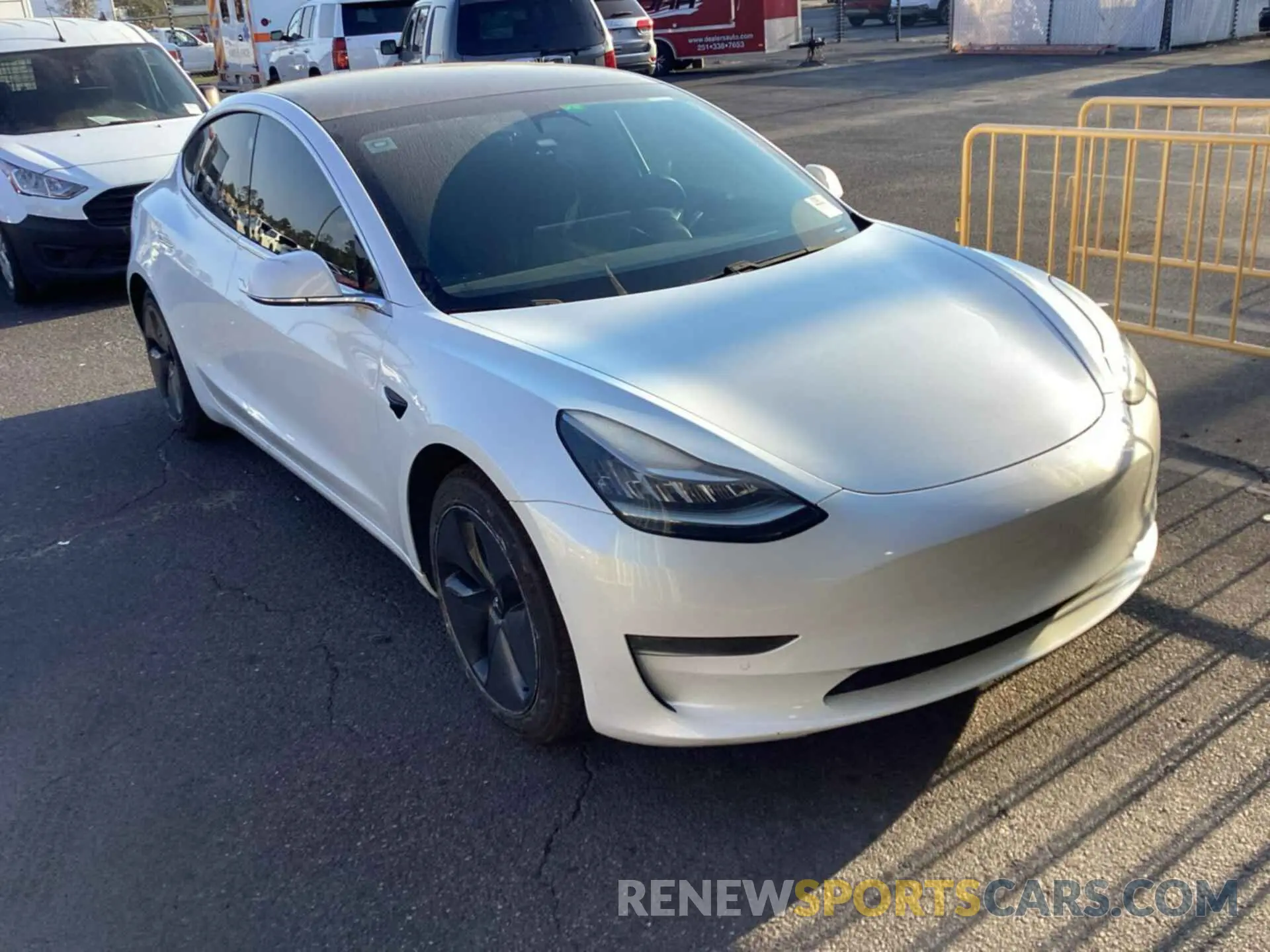 2 Photograph of a damaged car 5YJ3E1EB8LF795044 TESLA MODEL 3 2020