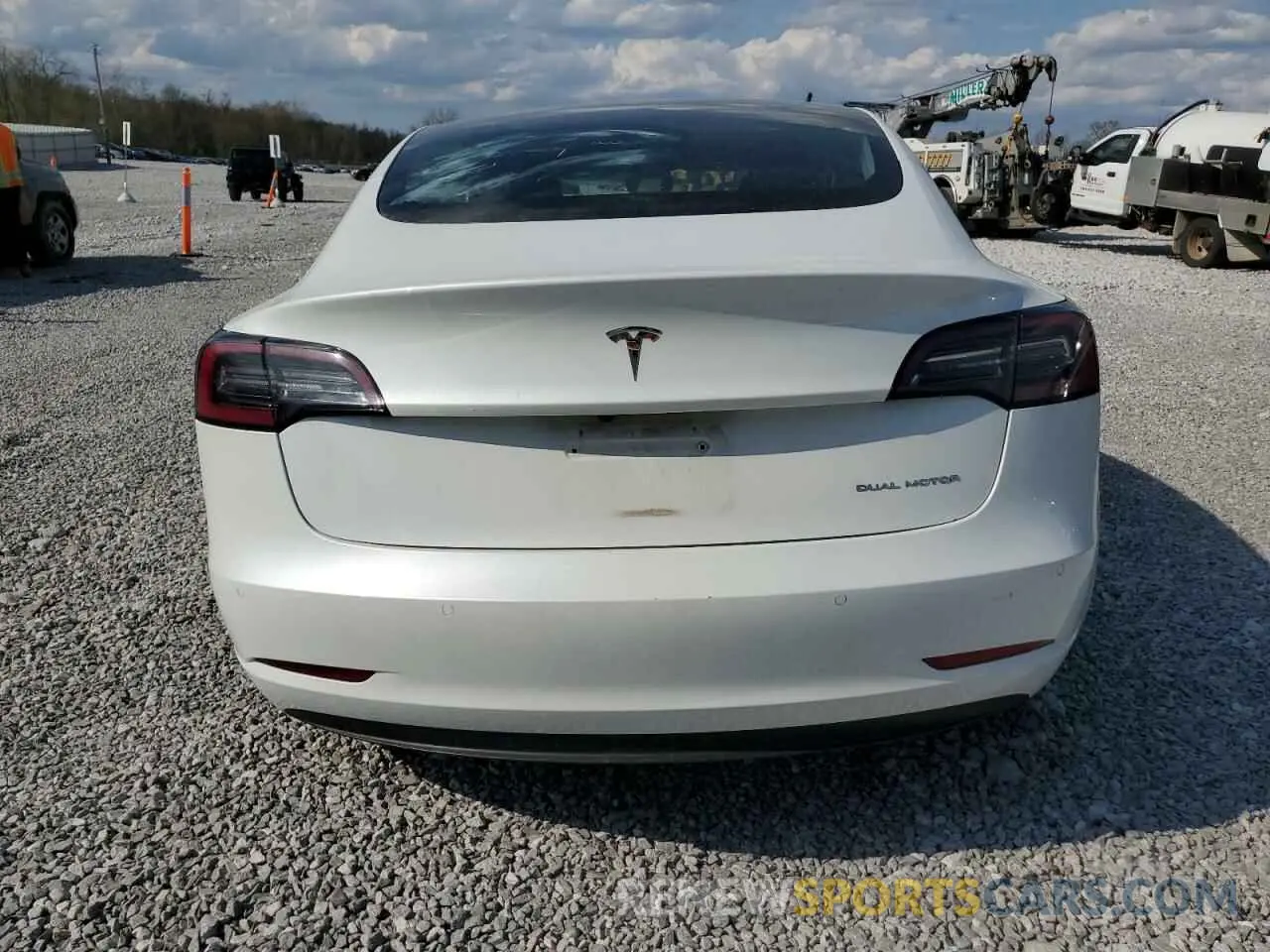 6 Photograph of a damaged car 5YJ3E1EB8LF795075 TESLA MODEL 3 2020
