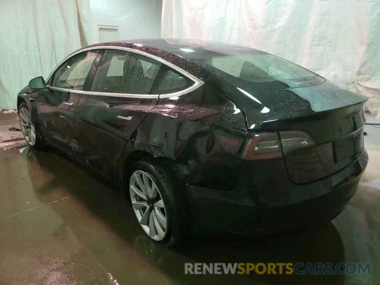 3 Photograph of a damaged car 5YJ3E1EB8LF795285 TESLA MODEL 3 2020