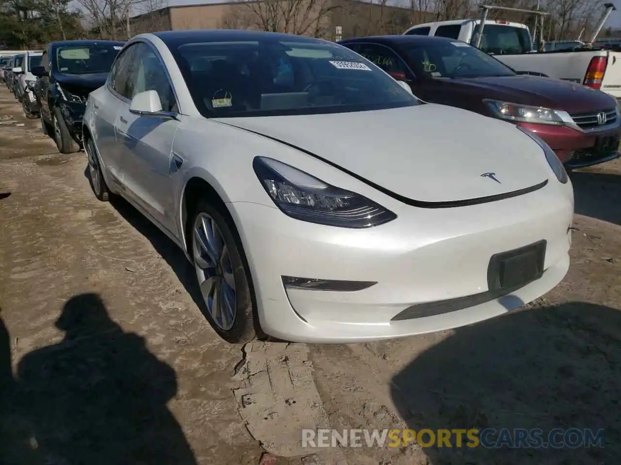 1 Photograph of a damaged car 5YJ3E1EB8LF795576 TESLA MODEL 3 2020