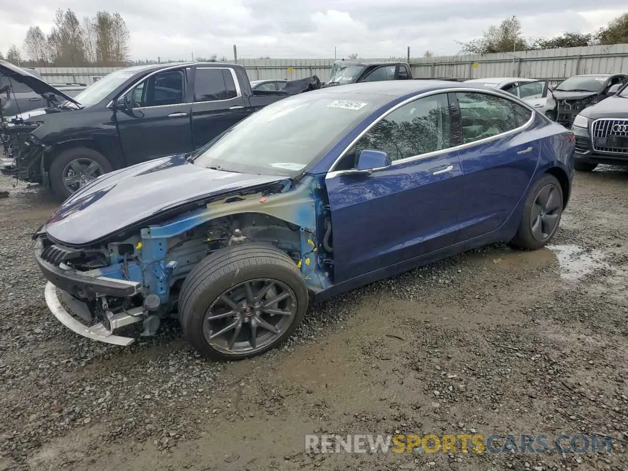 1 Photograph of a damaged car 5YJ3E1EB8LF800601 TESLA MODEL 3 2020