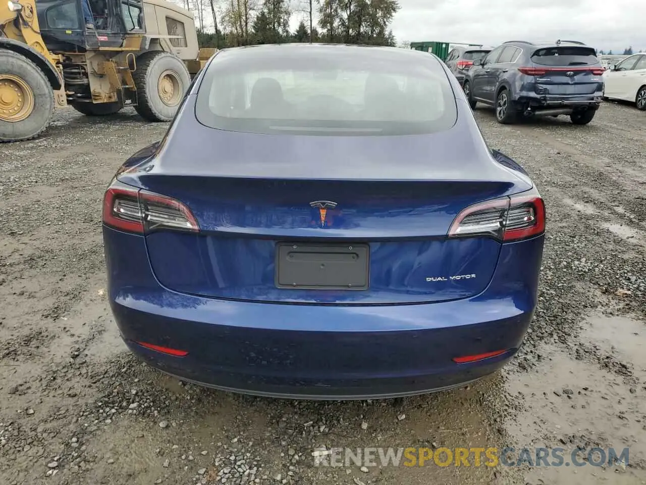6 Photograph of a damaged car 5YJ3E1EB8LF800601 TESLA MODEL 3 2020