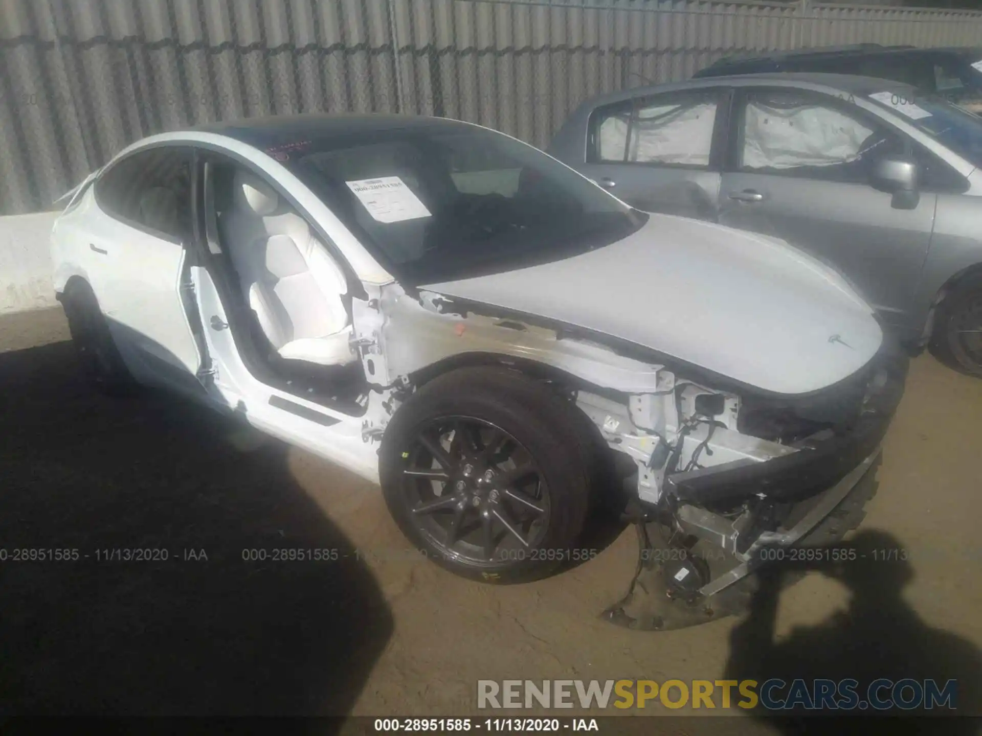 1 Photograph of a damaged car 5YJ3E1EB8LF801778 TESLA MODEL 3 2020