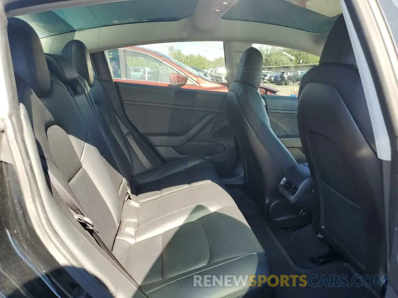10 Photograph of a damaged car 5YJ3E1EB9LF599873 TESLA MODEL 3 2020