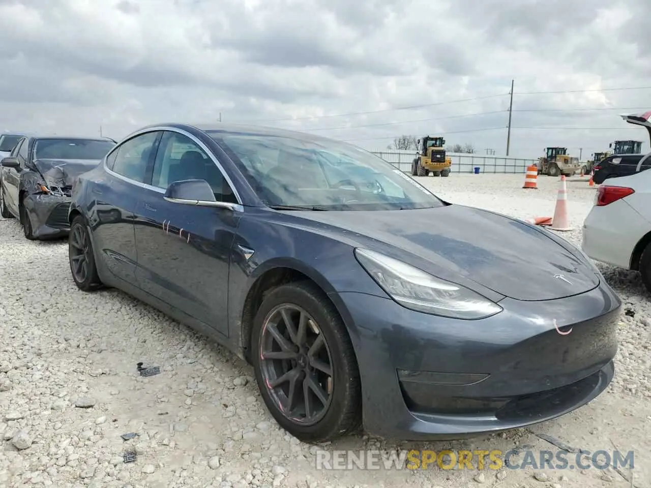 4 Photograph of a damaged car 5YJ3E1EB9LF616154 TESLA MODEL 3 2020