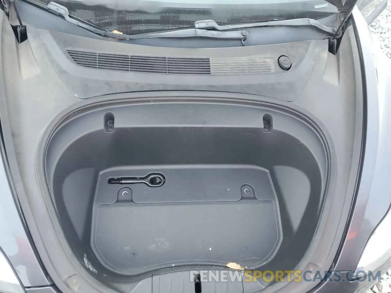 11 Photograph of a damaged car 5YJ3E1EB9LF616512 TESLA MODEL 3 2020