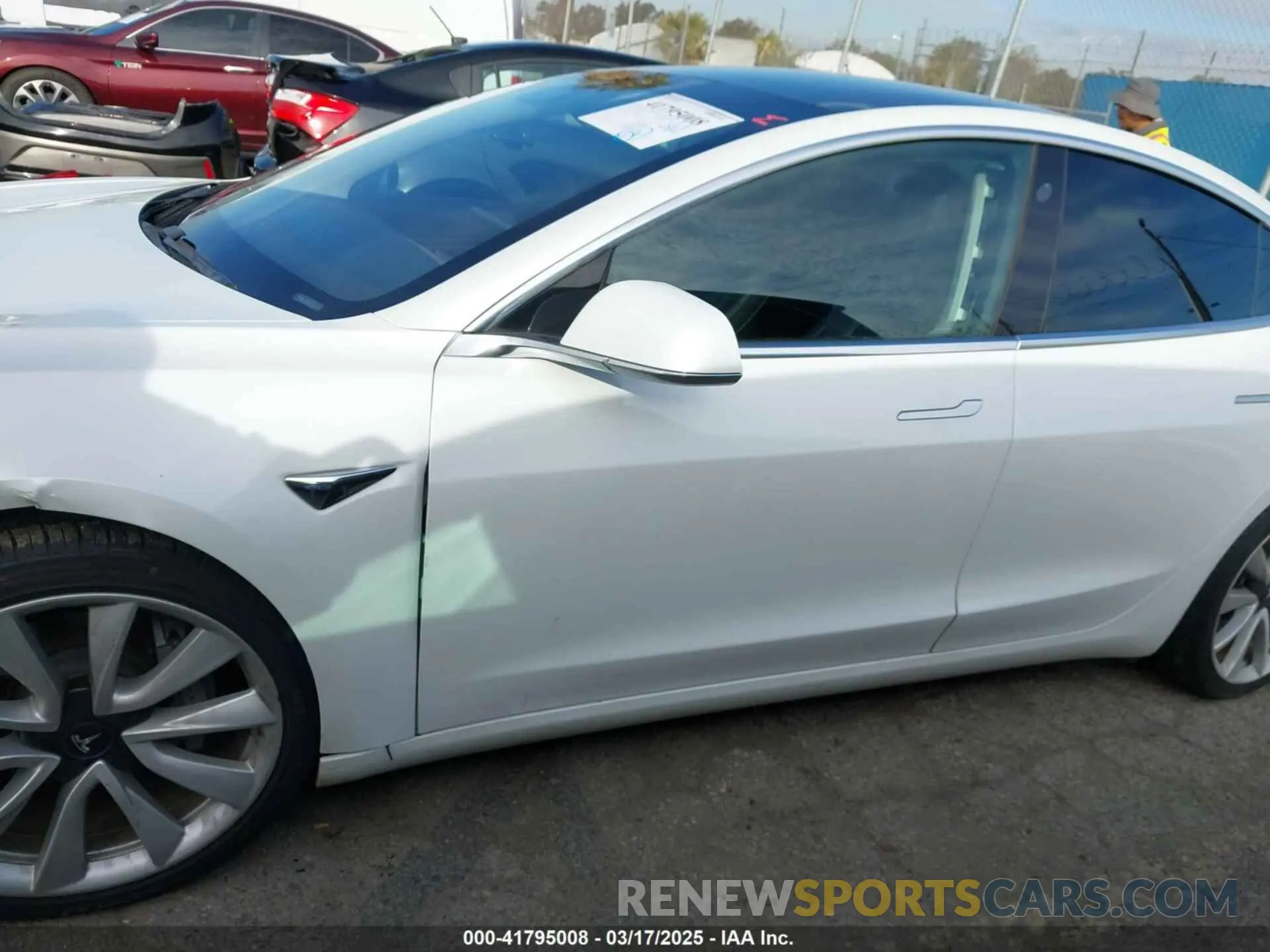 14 Photograph of a damaged car 5YJ3E1EB9LF620771 TESLA MODEL 3 2020
