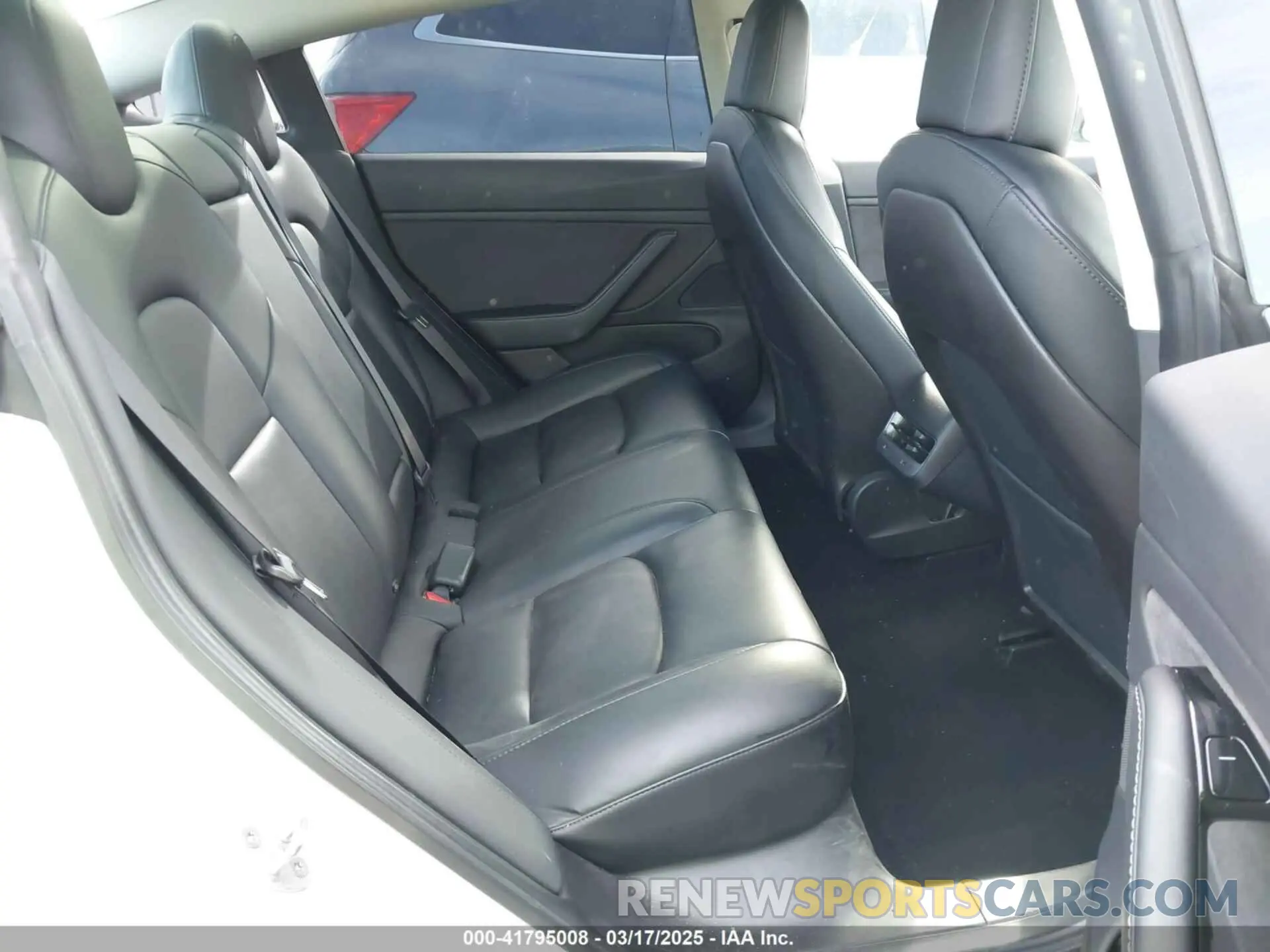8 Photograph of a damaged car 5YJ3E1EB9LF620771 TESLA MODEL 3 2020