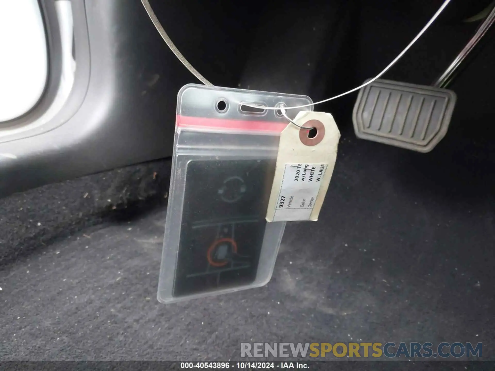 11 Photograph of a damaged car 5YJ3E1EB9LF621015 TESLA MODEL 3 2020