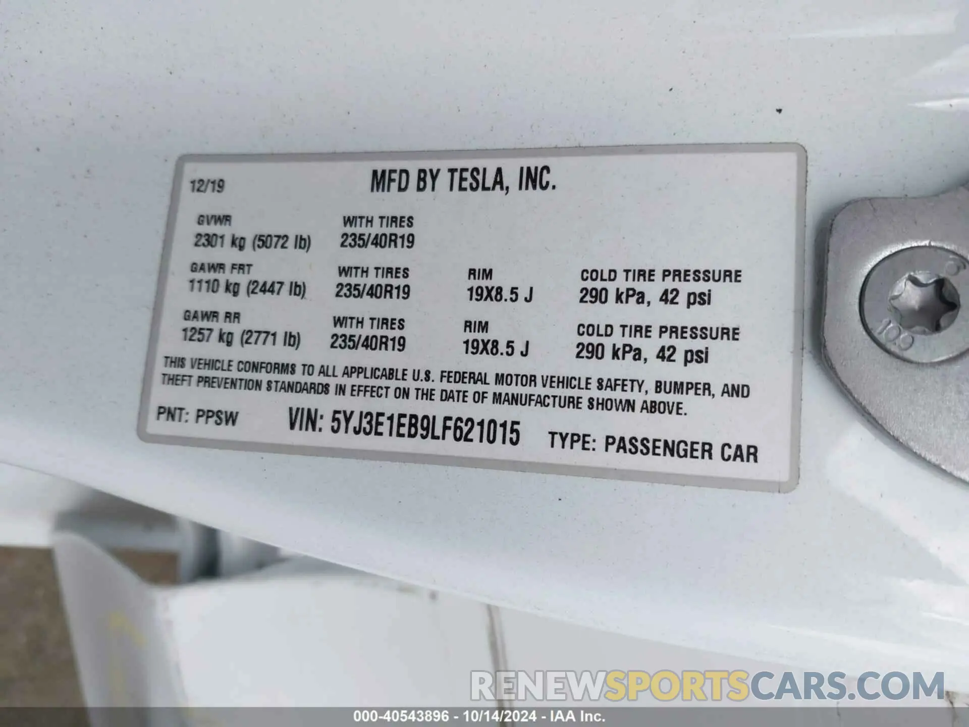 9 Photograph of a damaged car 5YJ3E1EB9LF621015 TESLA MODEL 3 2020