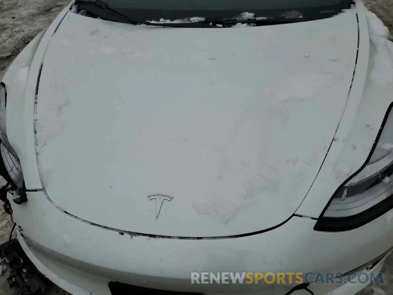 11 Photograph of a damaged car 5YJ3E1EB9LF637392 TESLA MODEL 3 2020