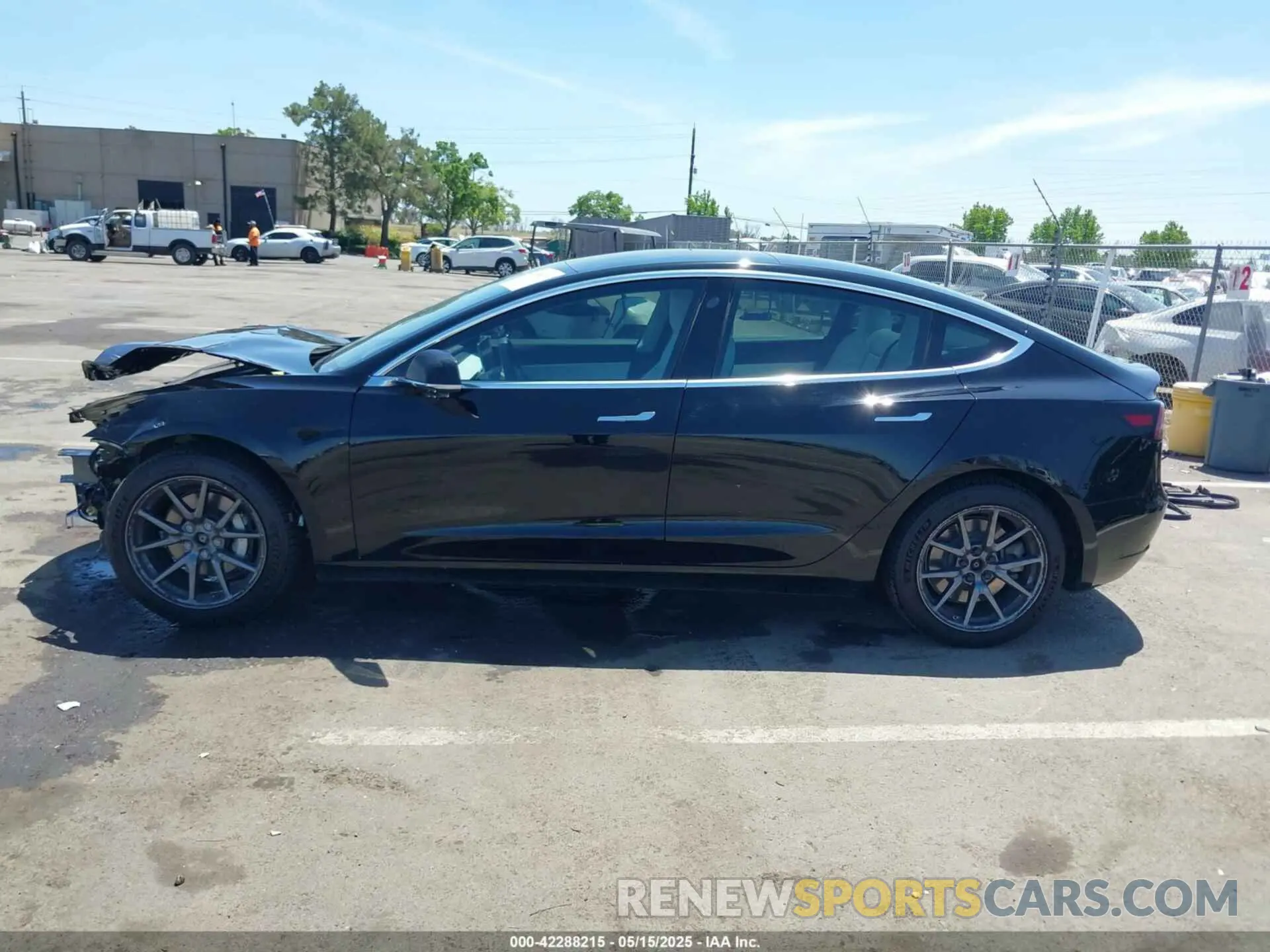 15 Photograph of a damaged car 5YJ3E1EB9LF638932 TESLA MODEL 3 2020