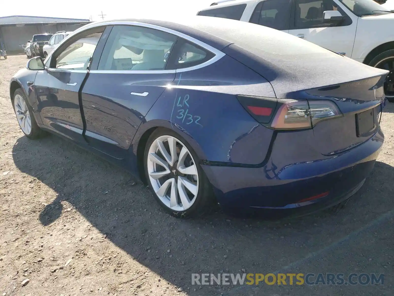 3 Photograph of a damaged car 5YJ3E1EB9LF640308 TESLA MODEL 3 2020