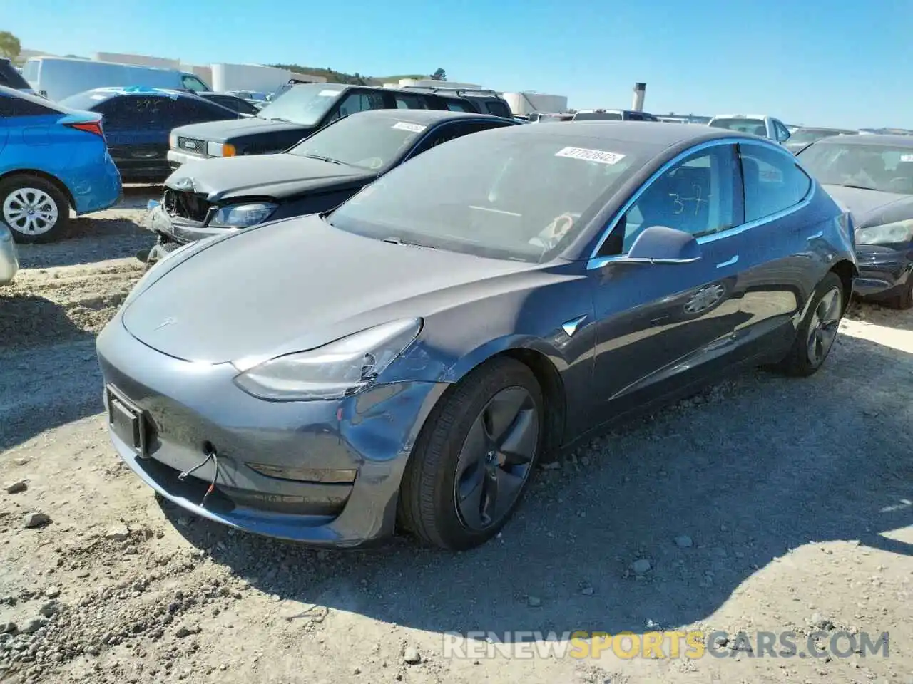 2 Photograph of a damaged car 5YJ3E1EB9LF646223 TESLA MODEL 3 2020