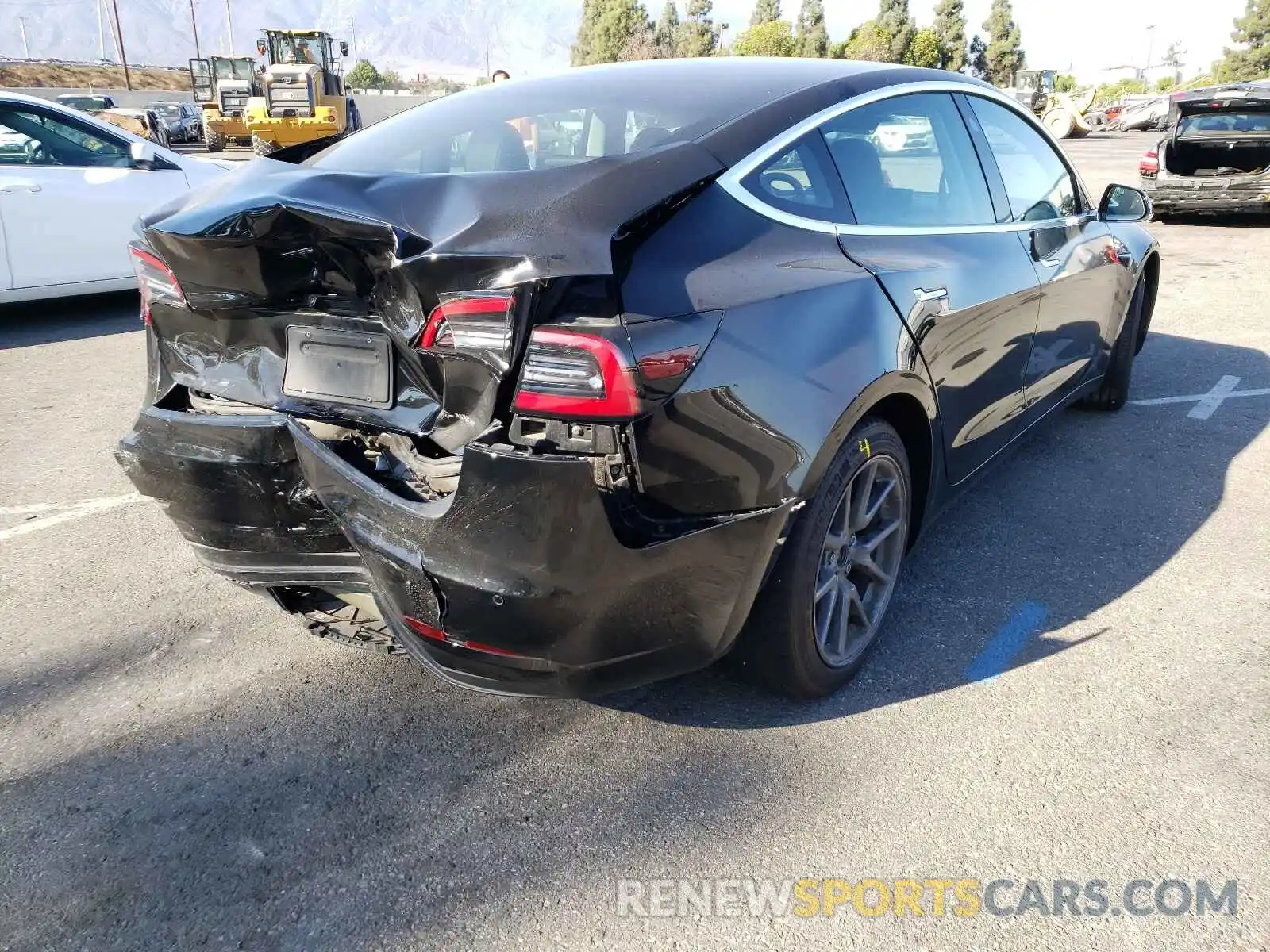 4 Photograph of a damaged car 5YJ3E1EB9LF647422 TESLA MODEL 3 2020