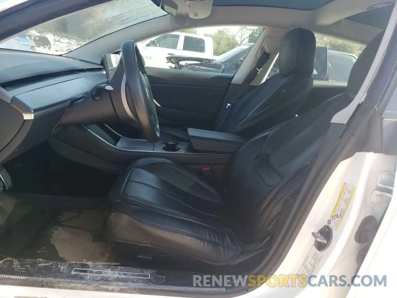 7 Photograph of a damaged car 5YJ3E1EB9LF665032 TESLA MODEL 3 2020