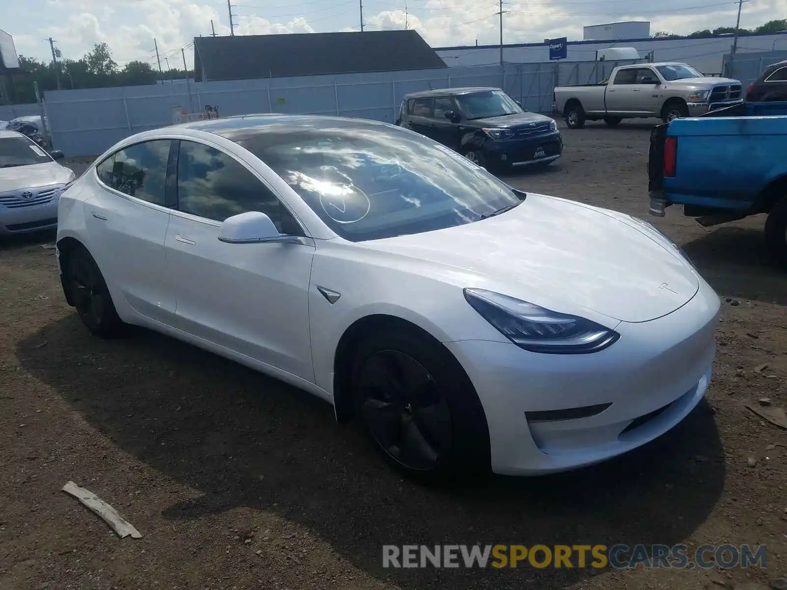 1 Photograph of a damaged car 5YJ3E1EB9LF665094 TESLA MODEL 3 2020