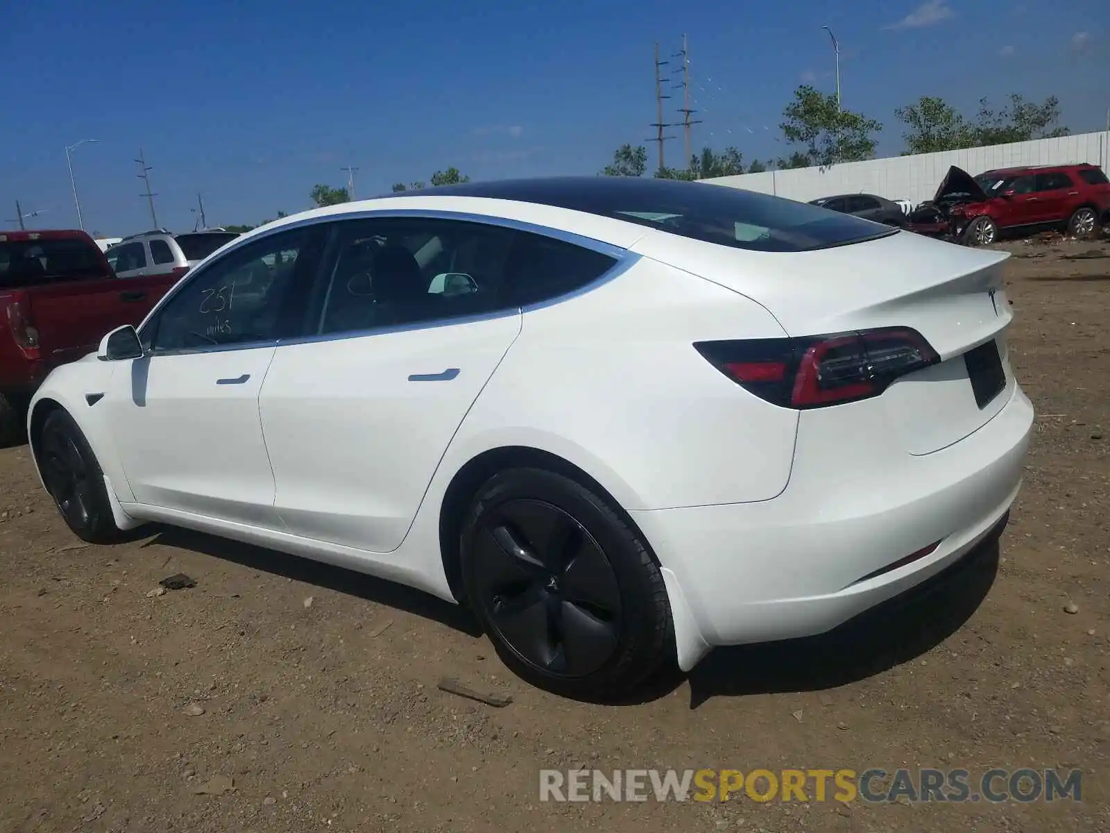 3 Photograph of a damaged car 5YJ3E1EB9LF665094 TESLA MODEL 3 2020