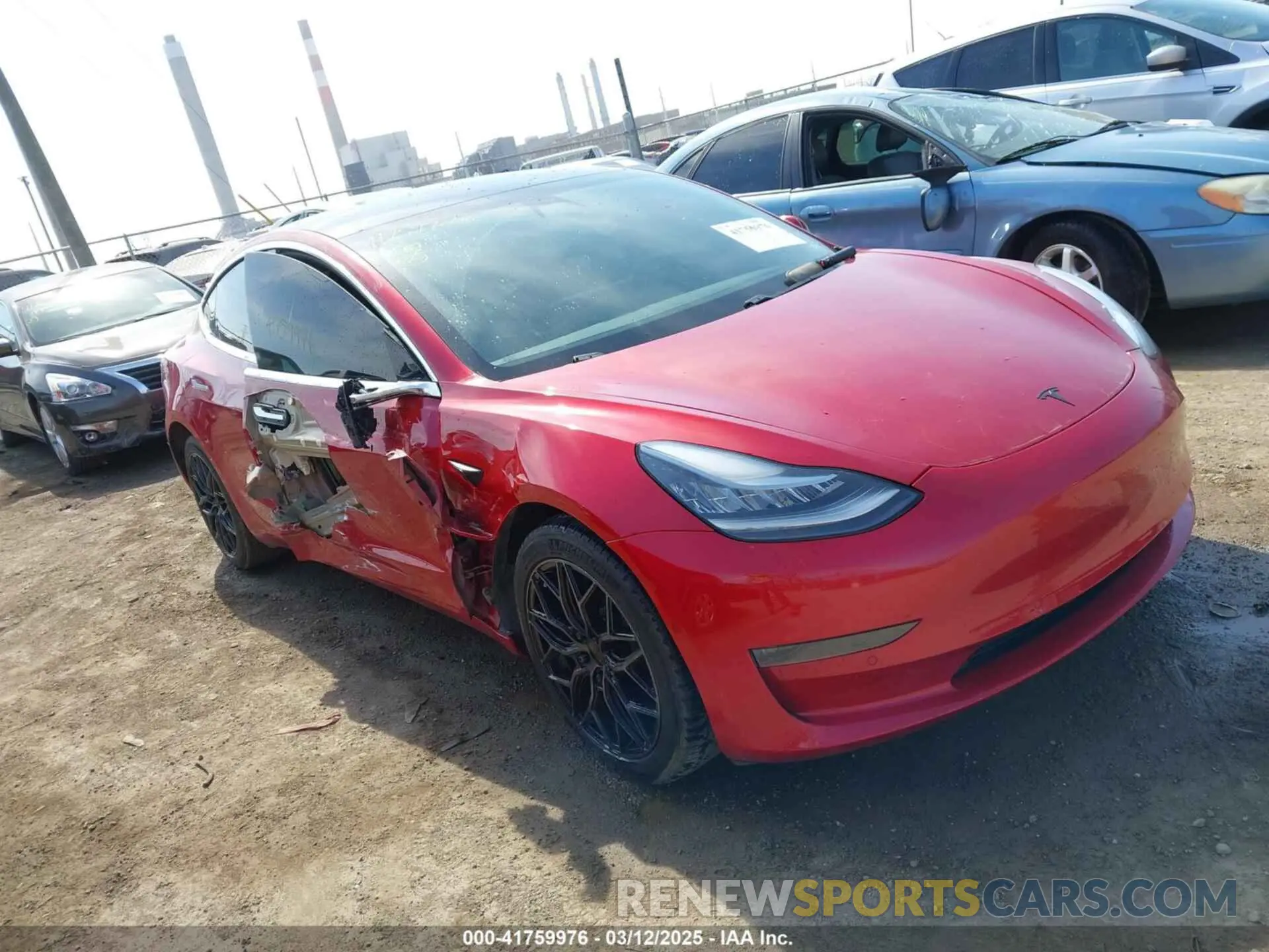 1 Photograph of a damaged car 5YJ3E1EB9LF666066 TESLA MODEL 3 2020