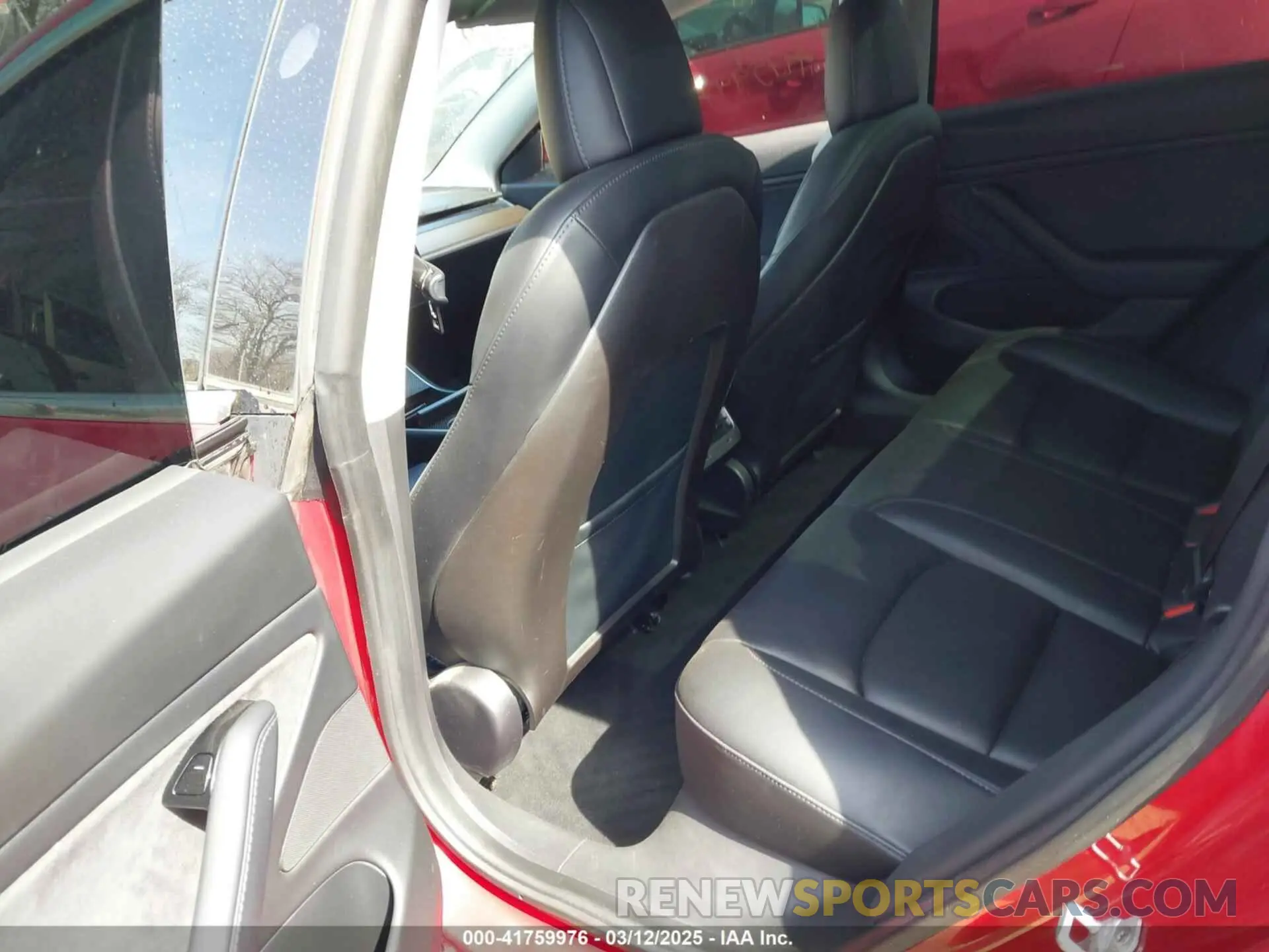 8 Photograph of a damaged car 5YJ3E1EB9LF666066 TESLA MODEL 3 2020