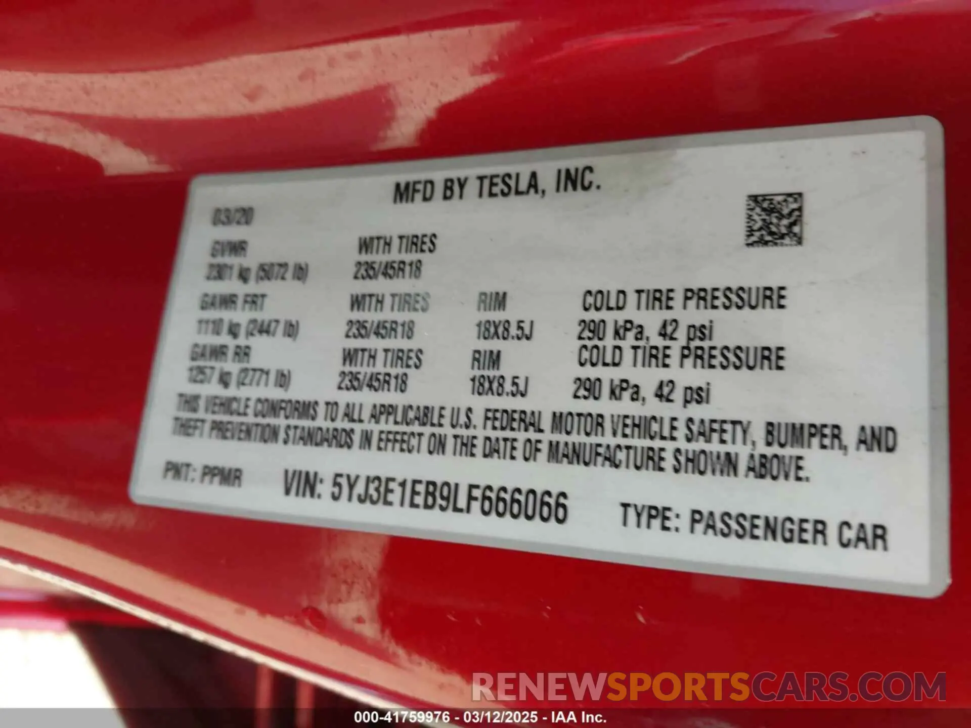 9 Photograph of a damaged car 5YJ3E1EB9LF666066 TESLA MODEL 3 2020