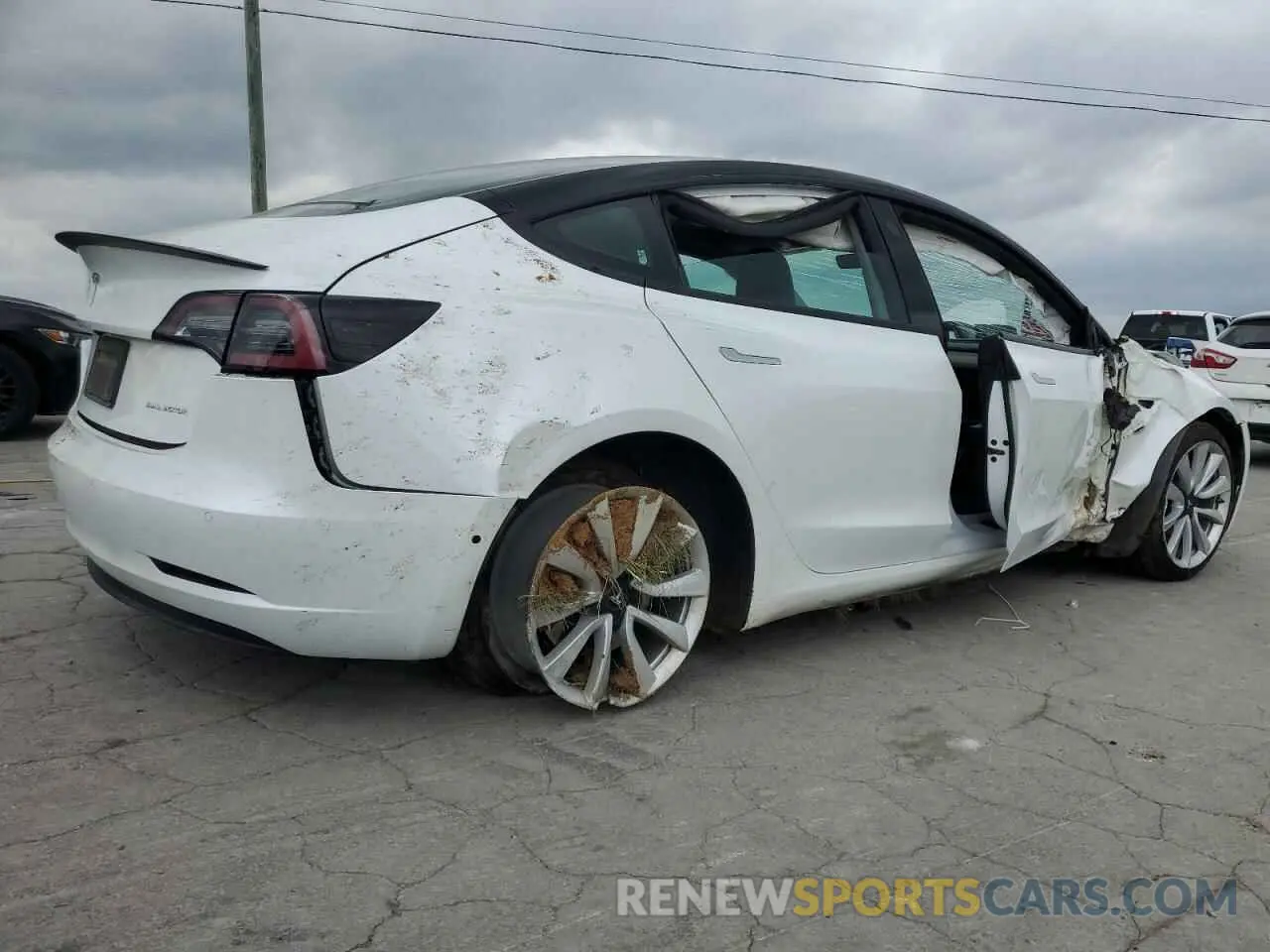 3 Photograph of a damaged car 5YJ3E1EB9LF667394 TESLA MODEL 3 2020