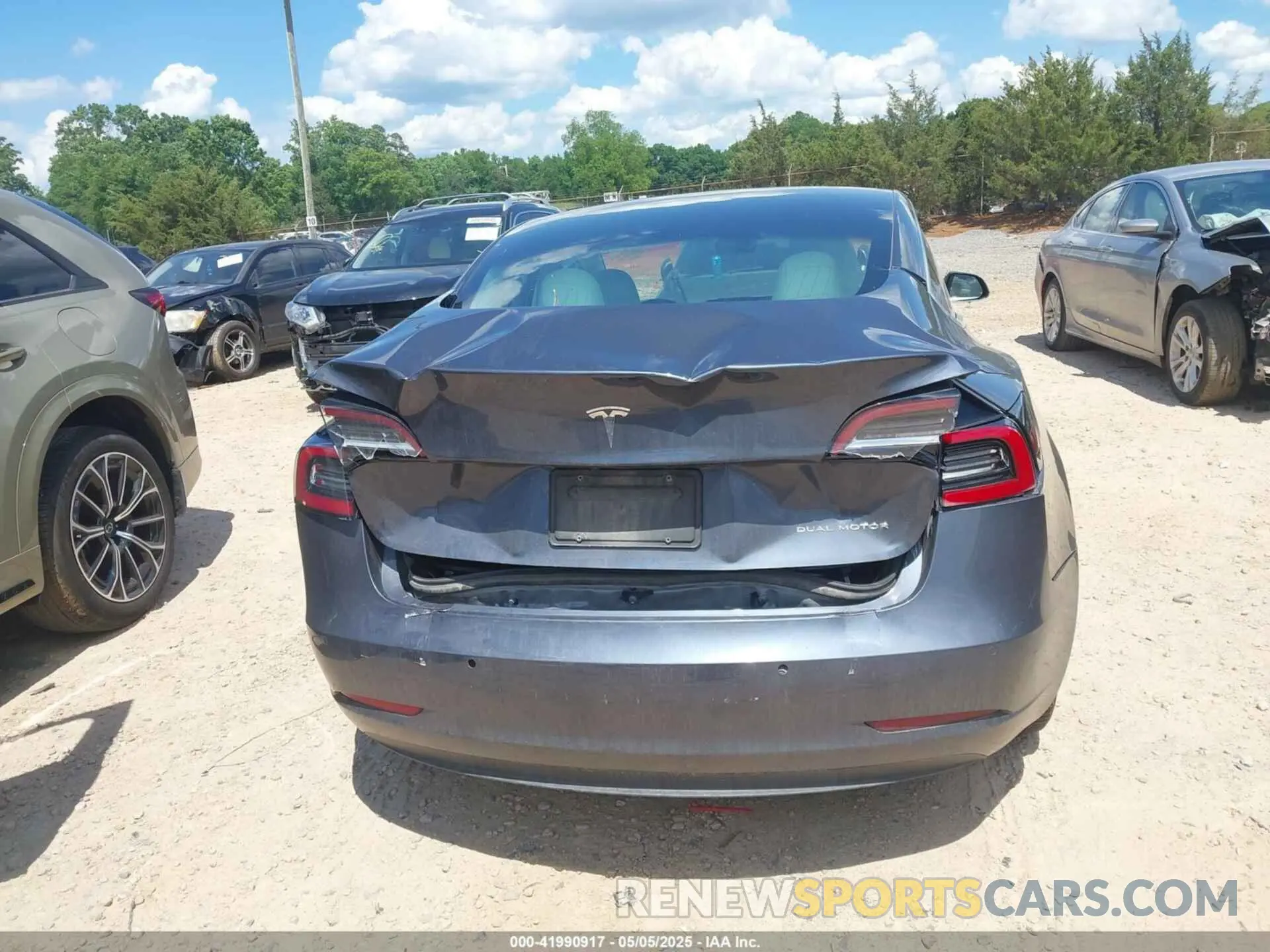 16 Photograph of a damaged car 5YJ3E1EB9LF667993 TESLA MODEL 3 2020