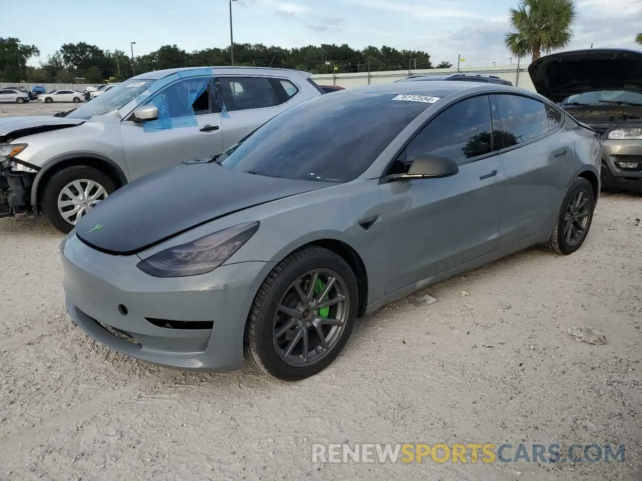 1 Photograph of a damaged car 5YJ3E1EB9LF668433 TESLA MODEL 3 2020