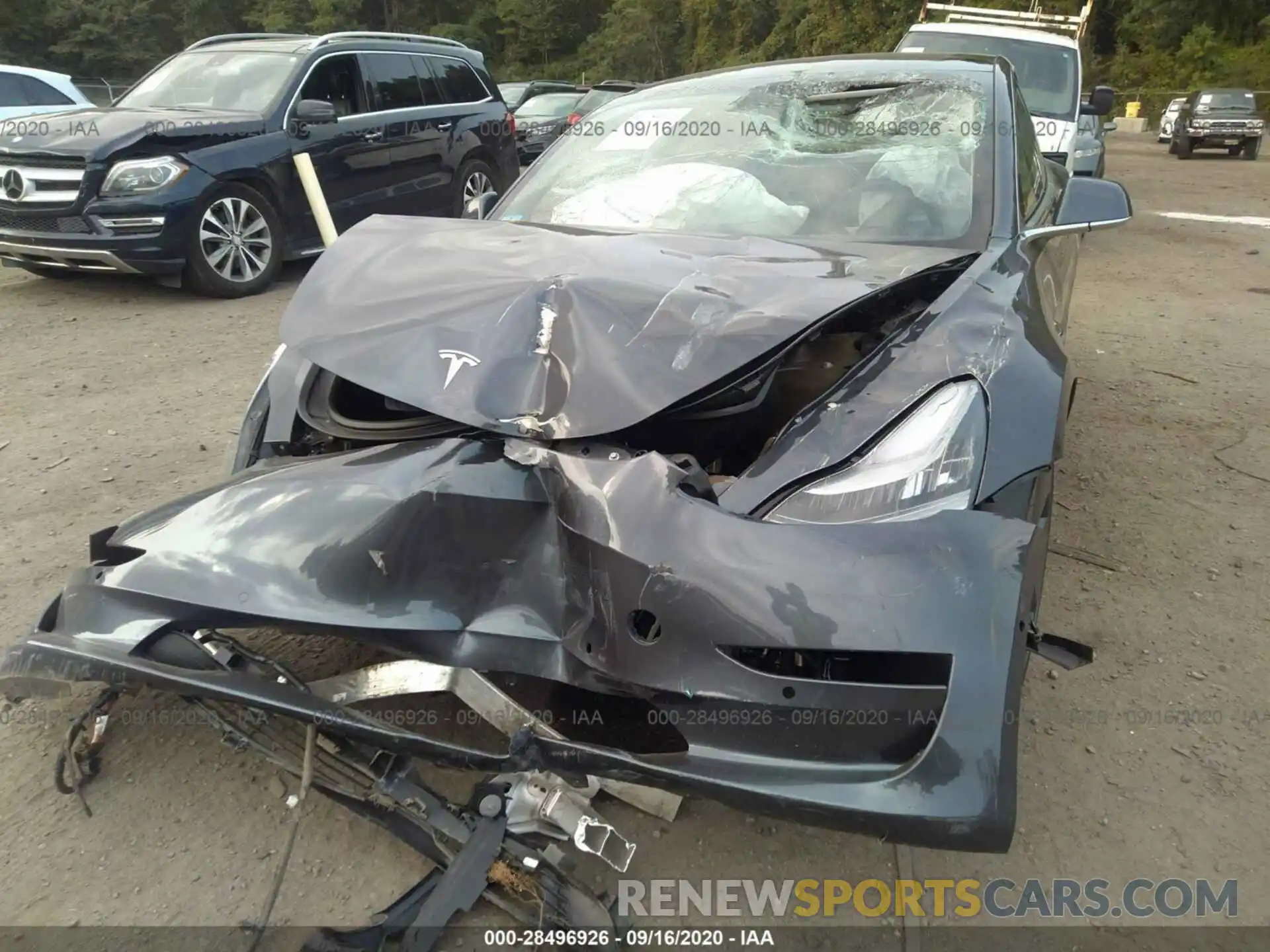 6 Photograph of a damaged car 5YJ3E1EB9LF710924 TESLA MODEL 3 2020