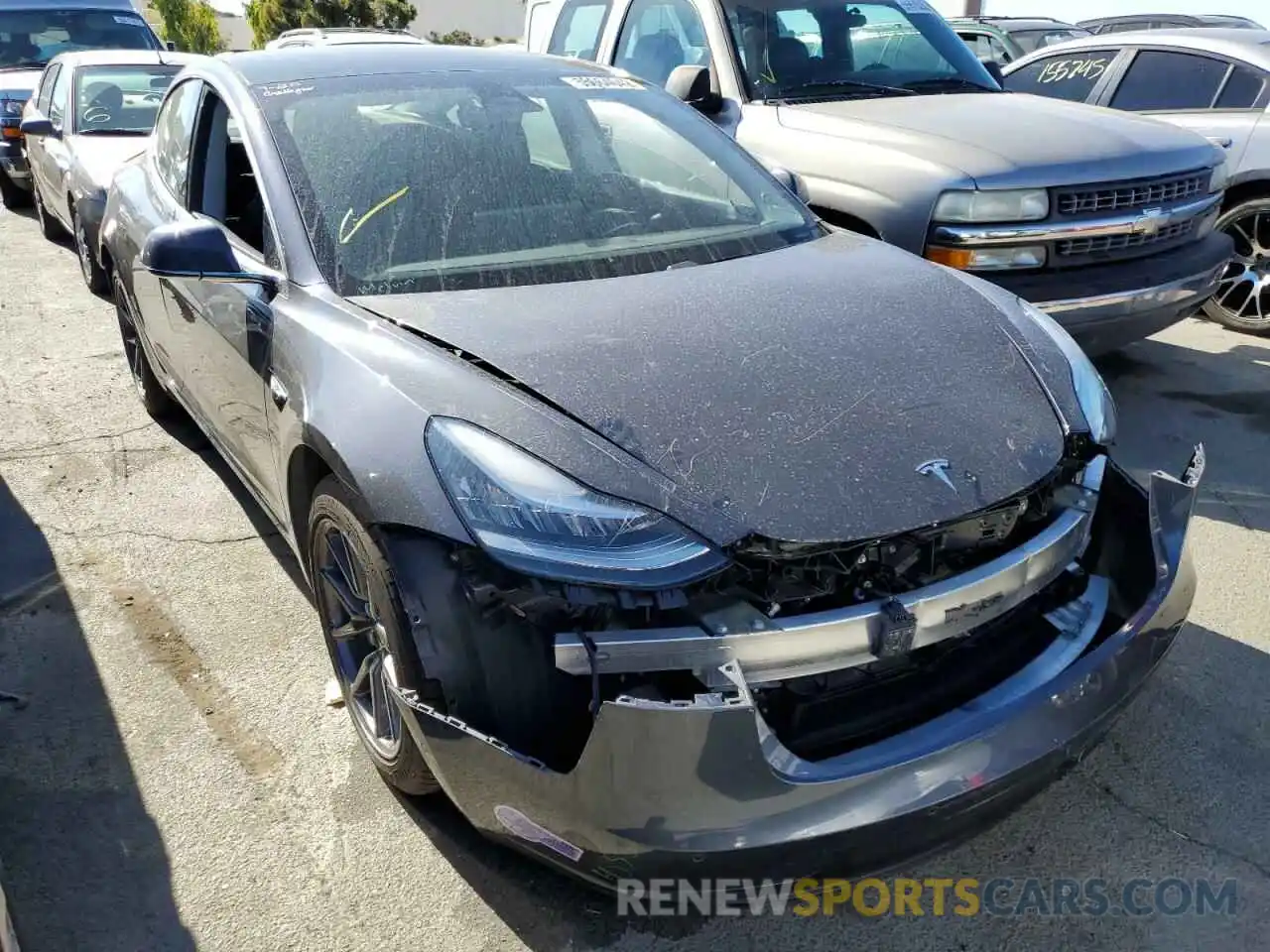 1 Photograph of a damaged car 5YJ3E1EB9LF735029 TESLA MODEL 3 2020