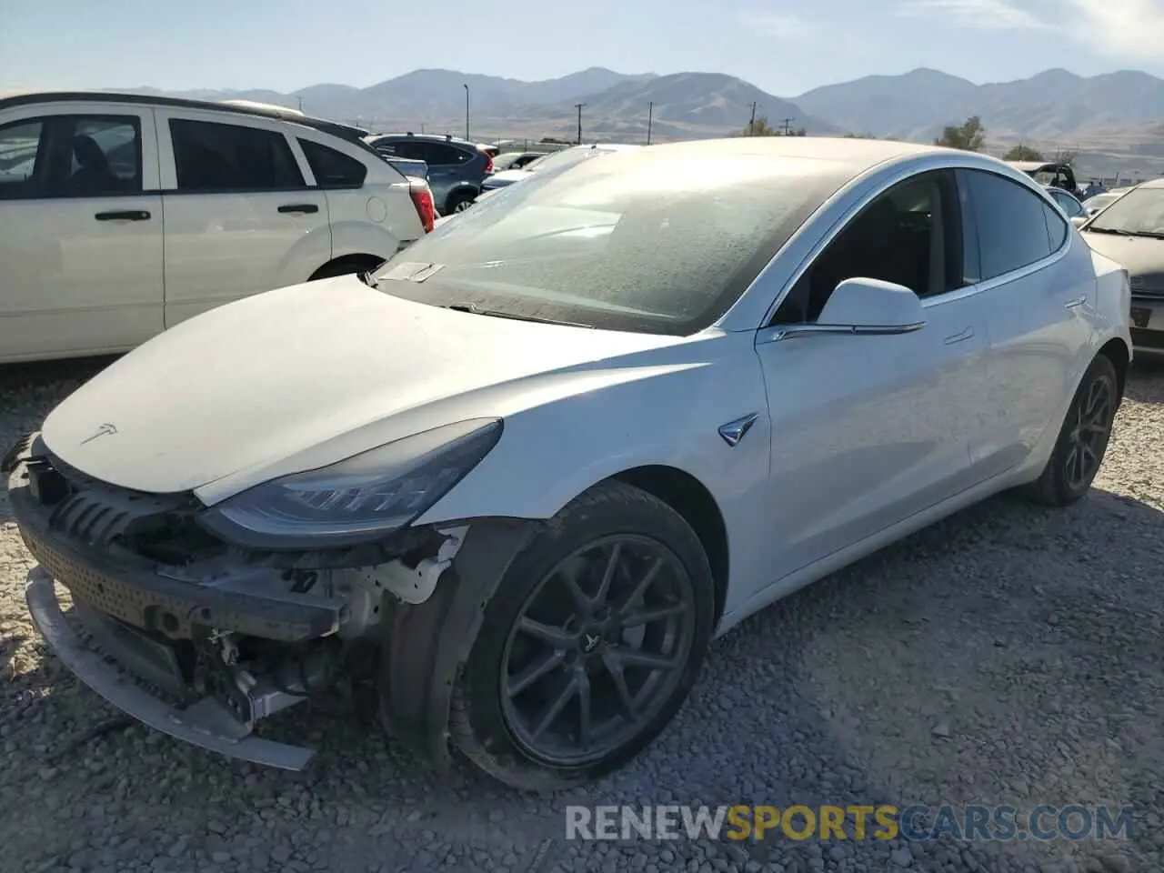 1 Photograph of a damaged car 5YJ3E1EB9LF735189 TESLA MODEL 3 2020