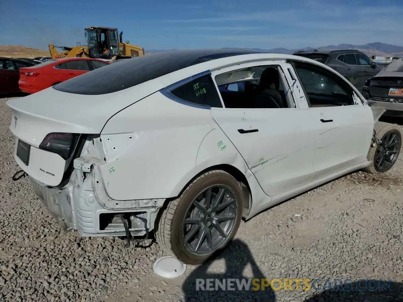 3 Photograph of a damaged car 5YJ3E1EB9LF735189 TESLA MODEL 3 2020
