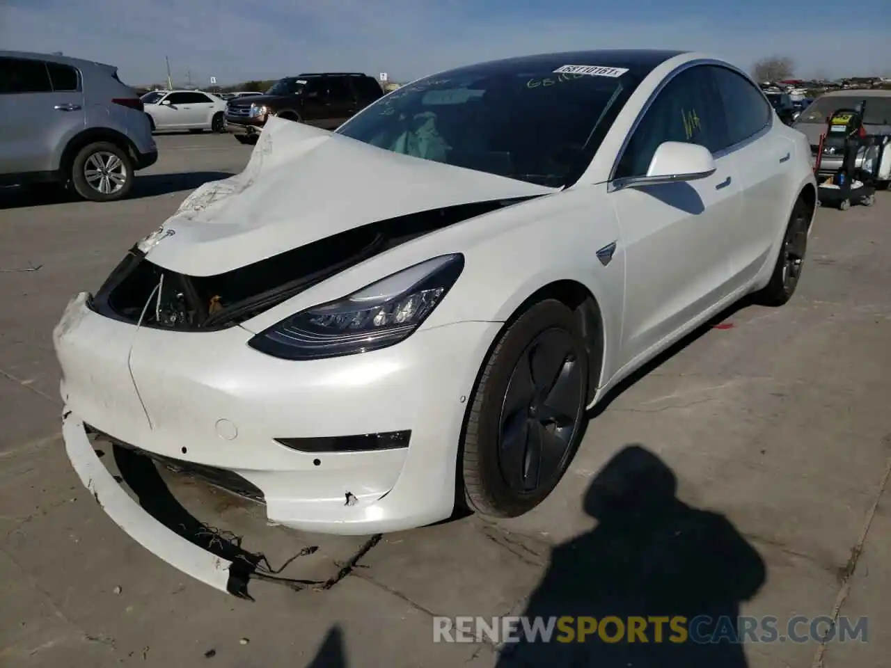 2 Photograph of a damaged car 5YJ3E1EB9LF735273 TESLA MODEL 3 2020