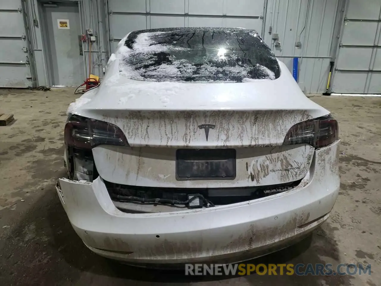 6 Photograph of a damaged car 5YJ3E1EB9LF741624 TESLA MODEL 3 2020